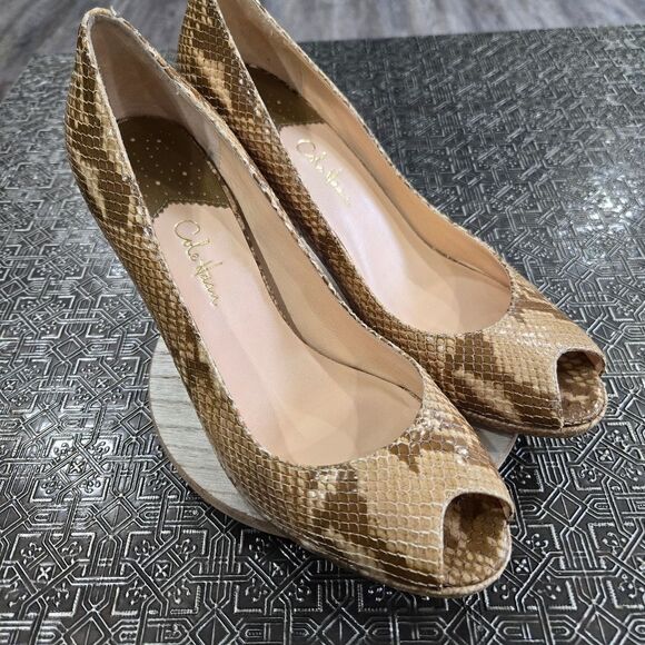 🐢 Cole Haan Carma Air Croc Embossed Pumps Size 9.5  3.25" heel - Picture 1 of 14